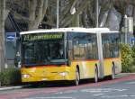 Postauto - Mercedes Citaro  LU  15071 bei den Haltestellen vor dem Bahnhof Luzern am 03.01.2014