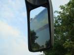 Der Spiegel eines MB Citaro. Im Spiegel gut sichtbar die Lechtschrift vom Bus. Aufgenommen am 01.06.08, P-AV 941