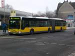 Mercedes-Benz O 530 I (Citaro) auf der Linie 195 nach S-Bahnhof Marzahn am S-Bahnhof Mahlsdorf.