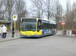 Mercedes-Benz O 530 I (Citaro) auf der Linie 192 nach S-Bahnhof Marzahn am S-Bahnhof Biesdorf.