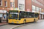 Meobus (E MO 755) nach Velbert Nierenhof mit der Linie 177 an der Ahestr. am 25.2.2010.