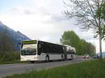 Mercedes Citaro Facelift Gelenksbus der Innsbrucker Verkehrsbetriebe, Bus Nr. 897, fährt als Einrücker mit  Garage  beschriftet beim Bahnübergang  Loretto  der B171. Aufgenommen 30.4.2016.