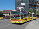 Mercedes Citaro 135, auf der Linie 1, f�hrt am 18.05.2011 zur Haltestelle beim Bahnhof Thun.