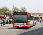 Wagen Nr 093, von Typ  Citaro II, verlässt Hildesheim/ZOB am 22.05.2011.