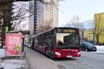 Innsbruck: Letzter Betriebstag der Linie O vor Umstellung auf Straßenbahn, Bus 449 mit Ziel Fürstenweg an der Haltestelle Kajetan-Sweth-Straße. Aufgenommen 25.1.2019.
