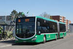 Wärend der Grossbaustelle zwischen Muttenz und Pratteln werden Busse als Tram Ersatz eingesetzt. Hier wartet der Mercedes Citaro 7006, auf der Linie 14, an der Endstation an der Rothausstrasse. Die Aufnahme stammt vom 24.02.2020.