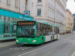 Graz. Wagen 172 der Graz Linien war am Nachmittag des 13.03.2021 auf der Linie 40 unterwegs, hier bei der Haltestelle Wielandgasse.