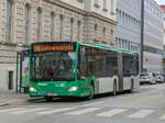 Graz. Wagen 181 der Graz Linien erreicht hier am 22.03.2021 als Linie 34E die Haltestelle Grazbachgasse.