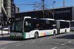 WY 5422, Mercedes Benz Citaro, vom Tice, ist soeben an der Haltestelle Av.