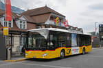 Mercedes Citaro der Post, auf der Linie 103, wartet am 04.08.2024 an der Haltestelle beim Bahnhof Interlaken Ost.