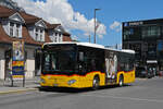Mercedes Citaro der Post, auf der Linie 103, wartet am 30.04.2025 an der Haltestelle beim Bahnhof Interlaken Ost.