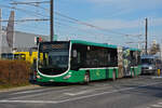 Mercedes Citaro 7005, auf der Tramersatz Linie 14, bedient am 10.11.2025 die Haltestelle Lachmatt. Aufnahme Pratteln.