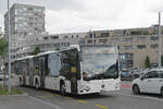 Mercedes Citaro 713 von Intertours, auf der Tramersatzlinie 11, f�hrt am 08.06.2026 durch die M�nchensteinerstrasse.