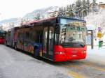 Neoplan GR 156944 unterwegs auf der Linie 6 bei der Haltestelle vor dem Bahnhof Samedan am 01.01.2010