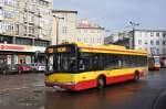 Polen / Stadtbus Lodz: Solaris Urbino 12 - Wagen 1169, aufgenommen im März 2015 im Innenstadtbereich von Lodz, in der Nähe der Haltestelle  Plac Wolnosci .