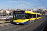 Serbien / Stadtbus Belgrad / City Bus Beograd: Solaris Urbino 18 - Wagen 3098 der GSP Belgrad, aufgenommen im Januar 2016 auf der Brücke über die Save in der Nähe der Haltestelle