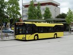 Neuer Stroh Bus Solaris Urbino 12 am 22.08.16 in Hanau Freiheitsplatz