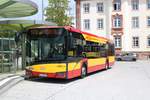 Hanauer Straßenbahn Solaris Urbino 12 Wagen 22 am 12.07.18 in Hanau Freiheitsplatz