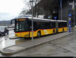 Postauto - Solaris Urbino  LU  15067 bei den Bushaltestellen vor dem Bahnhof Luzern am 01.04.2024
