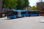 Stroh Bus Solaris Urbino 12 mit Anhänger am 14.04.26 in Hanau Freiheitsplatz