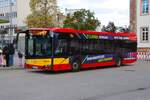 Hanauer Stra�enbahn Solaris Urbino 12 am 24.10.26 in Hanau Freiheitsplatz 