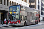 Alexander Denis E 500 Bus mit der Nummer 8044, auf der Linie 33 unterwegs in Ottawa.