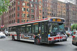 Bus Nr. 7776 der TTC (Toronto Transit Commission), auf der Linie 121 C unterwegs in der Stadt Toronto. Die Aufnahme stammt vom 22.07.2017.