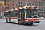 Bus Nr. 8189 der TTC (Toronto Transit Commission), auf der Linie 121 C unterwegs in der Stadt Toronto. Die Aufnahme stammt vom 22.07.2017.
