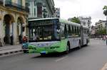 YUTONG Linienbus mit der Betriebsnummer 403 in Havanna. Die Aufnahme stammt vom 12.07.2013.