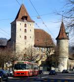 VB Biel - Volov B 10 M  Trolleybus Nr.70 vor dem Schloss in Nidau eingeteilt auf der Linie 4 nach NIDAU am 08.03.2008