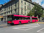 Volvo/Hess Bus 265, auf der Linie 10, fährt durch die Bundesgasse.