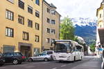 Innsbruck: VVT Linie 4141 (Bus BD-15114 von Postbus) in der Adamgasse, umgeleitet wegen Baustelle am Hauptbahnhof-Vorplatz.