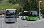 Mercedes Tourismo RH der Ramsauer Verkehrsbetriebe und Postbus-Iveco Crossway Schladming Rathausplatz am 04.10.2019