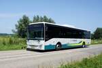 Niederlande / Bus Zeeland: Iveco Crossway LE (Wagen 5560) von Connexxion (Transdev Niederlande), aufgenommen im Juli 2021 in der Nähe von Schoondijke (Gemeinde Sluis).