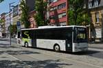 SL 3655, Iveco Crossway von Sales Lentz, aufgenommen beim verlasen des Busbahnhofs in Esch – Alzette. 20.07.2021
