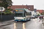 Iveco-Irisbus Crossway (M-VV 9201) als LInie X920 in Gilching-Altdorf, Brucker Straße. Aufenommen 24.10.2023.