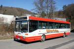 Bus Rheinland-Pfalz: Mercedes-Benz O 407 (BIR-WR 89) vom Omnibusbetrieb Westrich Reisen GmbH, aufgenommen im März 2021 in Herrstein, einer Ortsgemeinde im Landkreis Birkenfeld.