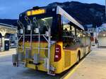 Heckansicht des neuen MB C2 LE Ü '11684' von PostAuto Regie Interlaken am 3.11.21 beim Bahnhof Interlaken West.