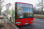Fahrzeug der OBE (Oberhavel Bus Express GmbH, Oranienburg) steht im Dezmebr 2018 in Berlin Rudow.
