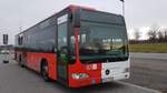 Hier wartet der SHA F 802 von der FMO (ex Saar Pfalz Bus, Saarbrücken) auf seinen nächsten Einsatz. Abgelichtet am 12 Januar 2020 am FMO Busparkplatz in Leinfelden.