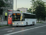 Graz. Kurz nach Sonnenuntergang am 10.8.2021, konnte ich den BD 14747 von Postbus noch vor der Messe Graz fotografieren.