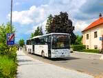 Feldkirchen. Der Postbus BD 14845 ist hier am 09.06.2023 als Linie 600 beim verlassen der Haltestelle Feldkirchen Triester Straße zu sehen.