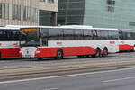 Mercedes-Benz Integro von Postbus (BD-14204) als Linie 340 in Linz bei der Haltestelle Rudolfstraße. Aufgenommen 4.8.2023.