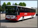 In der Stadt Echternach (Lux) konnte ich diesem  Mercedes Benz Integro  am 22.08.2011 am Busbahnhof aufnehmen