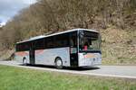 Bus Rheinland-Pfalz: Mercedes-Benz Intouro (BIR-WR 70) vom Omnibusbetrieb Westrich Reisen GmbH, aufgenommen im April 2021 in der Nähe von Herrstein, einer Ortsgemeinde im Landkreis Birkenfeld.