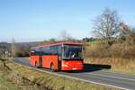 Bus Rheinland-Pfalz: Mercedes-Benz Intouro (MZ-DB 2790) der DB Regio Bus Mitte GmbH, aufgenommen im November 2021 in der Nähe von Sienhachenbach, einer Ortsgemeinde im Landkreis Birkenfeld.