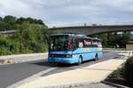 Bus Aue / Bus Erzgebirge: Setra S 213 UL vom Omnibusbetrieb E. Meichsner GmbH, aufgenommen im August 2017 am Bahnhof von Aue (Sachsen).