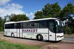 Bus Rheinland-Pfalz: Setra S 315 UL-GT (MZ-UL 52) von Markert Busreisen, aufgenommen im August 2023 in Gaulsheim, einem Stadtteil von Bingen am Rhein im Landkreis Mainz-Bingen.