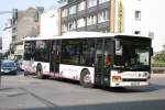 Gerda Klingenfuss Jumbo 37 9249 (ME KL 376) auf der Linie SB68 richtung Wuppertal Elberfeld.
Mettmann Zentrum 19.9.2009