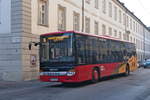 Setra S 415 LE business (SZ-641ZX) als Linie B in der Universitätsstraße in Innsbruck.